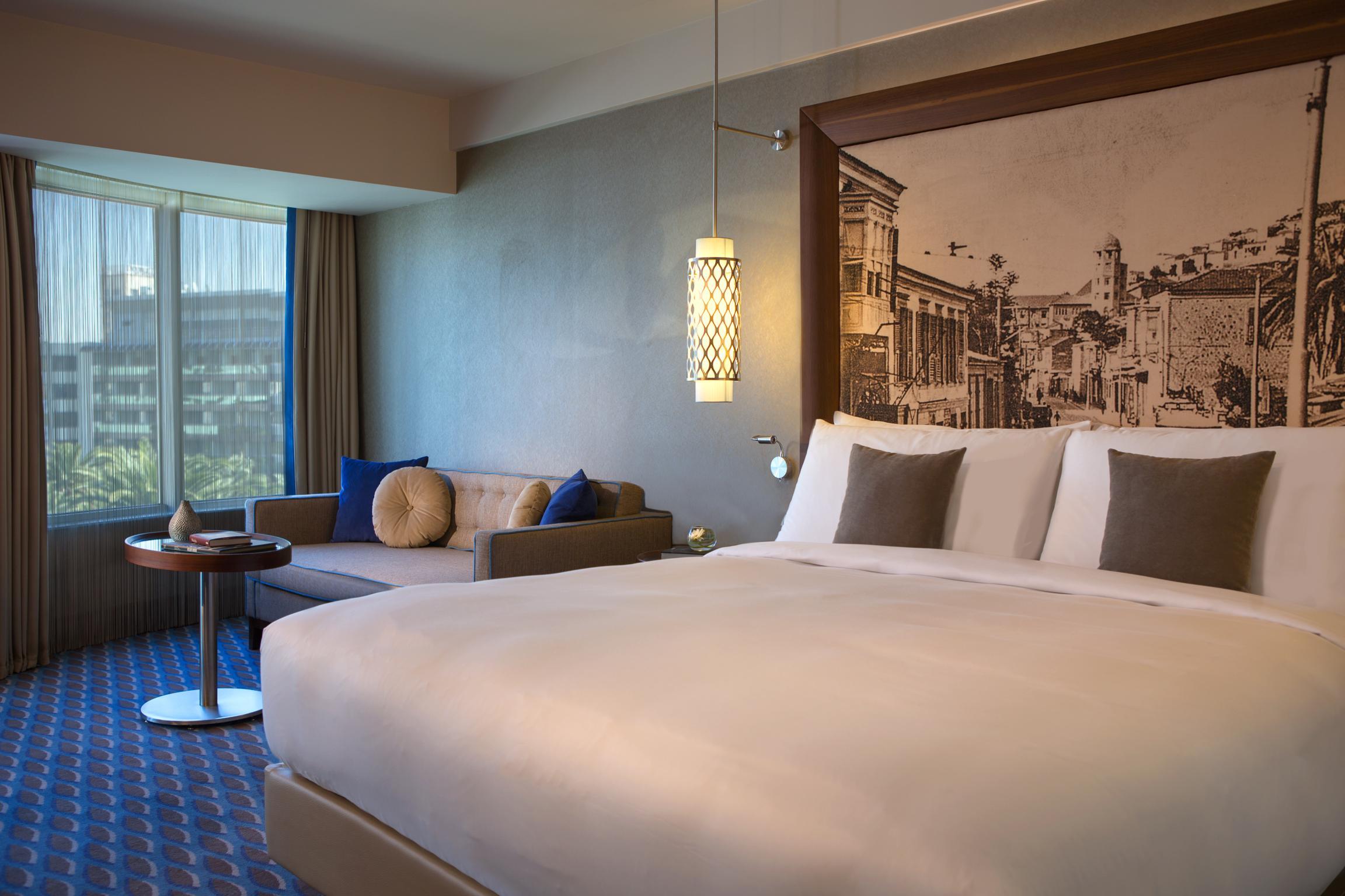 Renaissance Izmir Hotel Exterior photo Deluxe Room